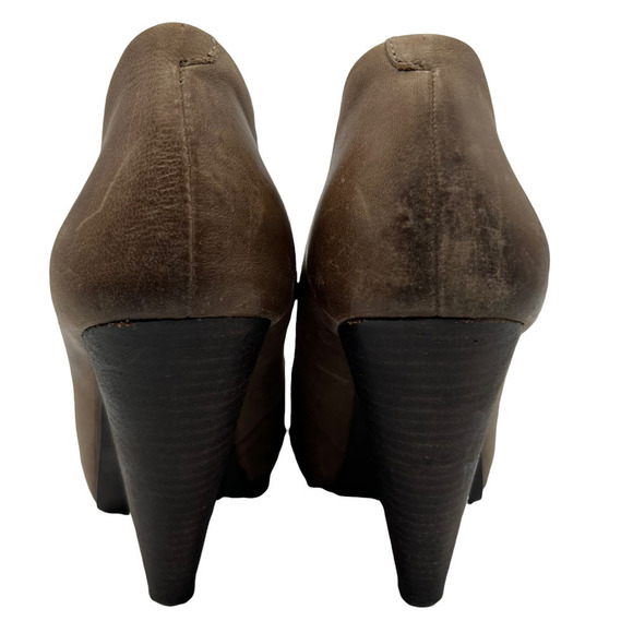 Trouve Tristin Cone Heels Pumps Brown - Picture 4 of 12